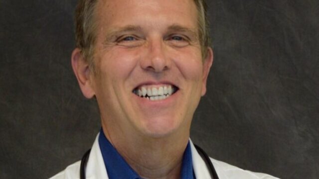 DR.-MATNEYcroppedwebsiteSMALL-2-970×1024